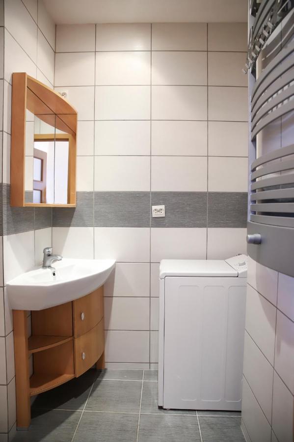 Lovely Apartment In City Center Of Jelenia Gora. المظهر الخارجي الصورة
